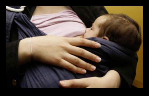 Scrisori de dragoste lichide Alăptarea ca formă de exprimare emoțională 4 Scrisori de dragoste lichide: Exprimarea emoțiilor prin laptele matern